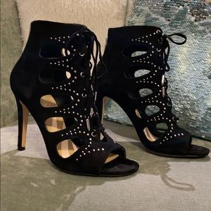 Ivanka Trump Black Dazy Suede Heelsx (7) Pumps